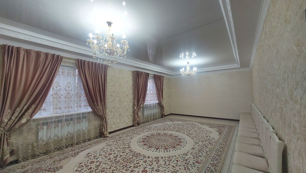 Продам двух этажный коттедж