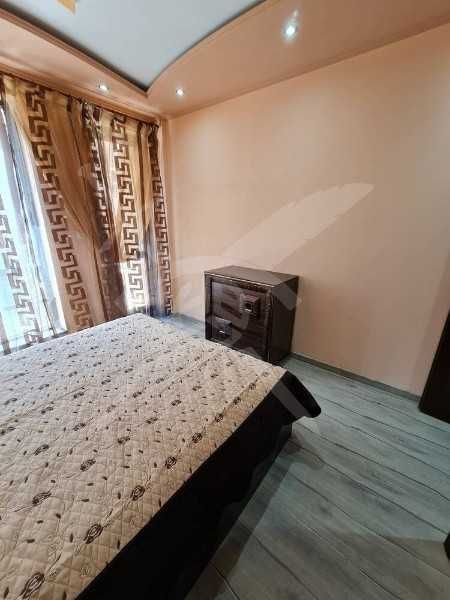 Дава се под наем Тристаен апартамент в Пловдив, Христо Смирненски - 117 кв.м за 568.14 € - Снимка #5