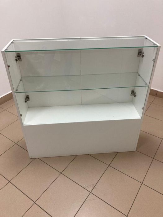 Продам витрины в отличном состоянии