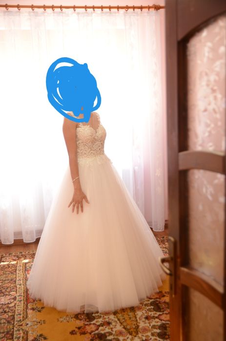 Vand rochie mireasa