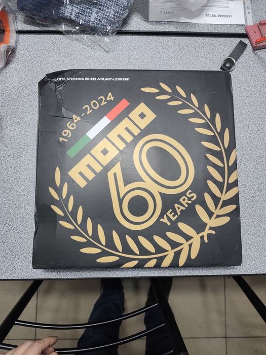 Волан Momo Anniversary 60 Мерцедес