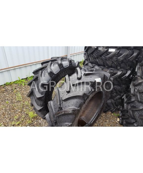 320/70 r20 bkt agrimax rt765 123a8/b tl  Cauciucuri tractor, Fiat, Case, Fendt, John Deere, New Holland, Massey Ferguson, UTB   Cauciucuri tractor, Fi