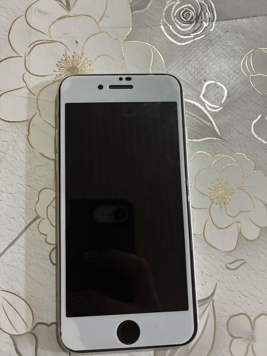 Iphone SE 2022 продается 128