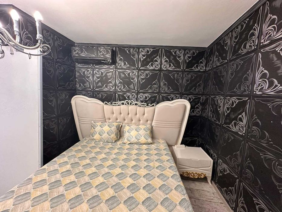 Дава се под наем Тристаен апартамент в Варна, Левски - 105 кв.м за 1495.83 € - Снимка #8