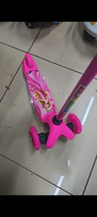 Самокат барби от 2-5 лет