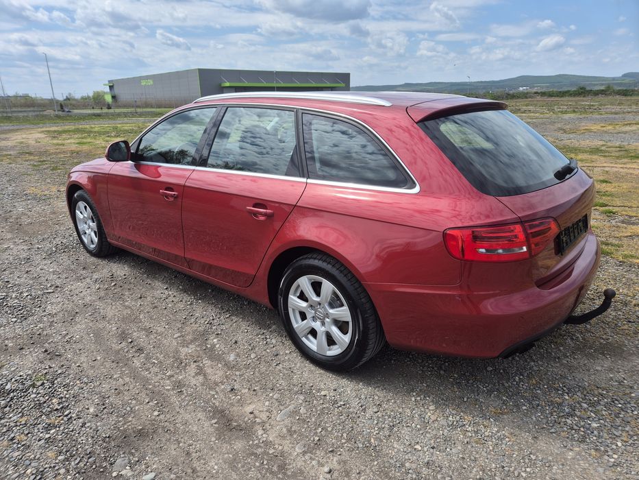 Audi A4  1.8 benzina  174000 km