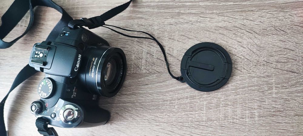 Canon A590is и Canon PowerShot S5is