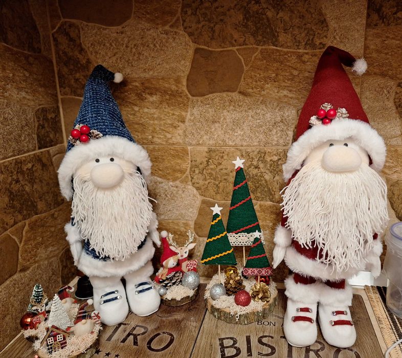 Коледни украси- ръчно направени