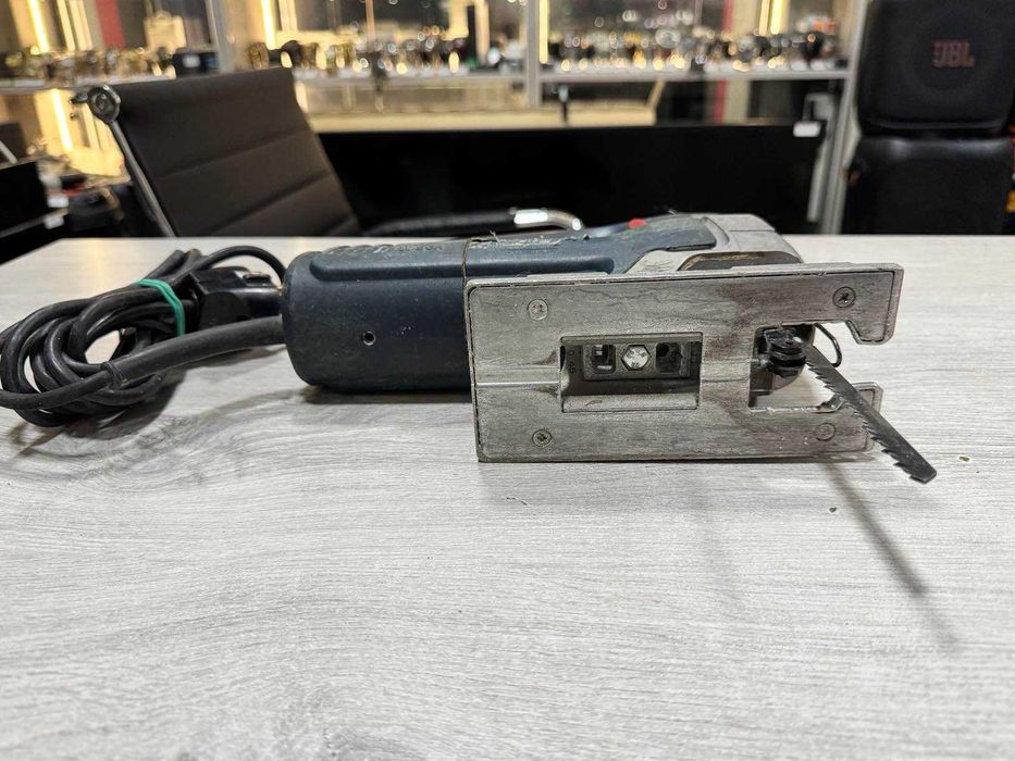 Bosch GST 120 BE 650W  прободен трион – с куфар