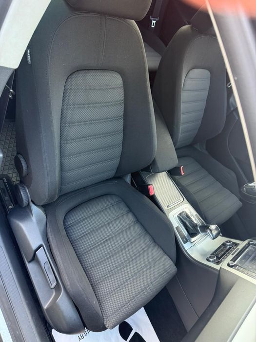 Vw Passat B6 R line 2010/Automat/Euro 5/170cp Webasto/Navi/Bixenon-Import recent/Carte service