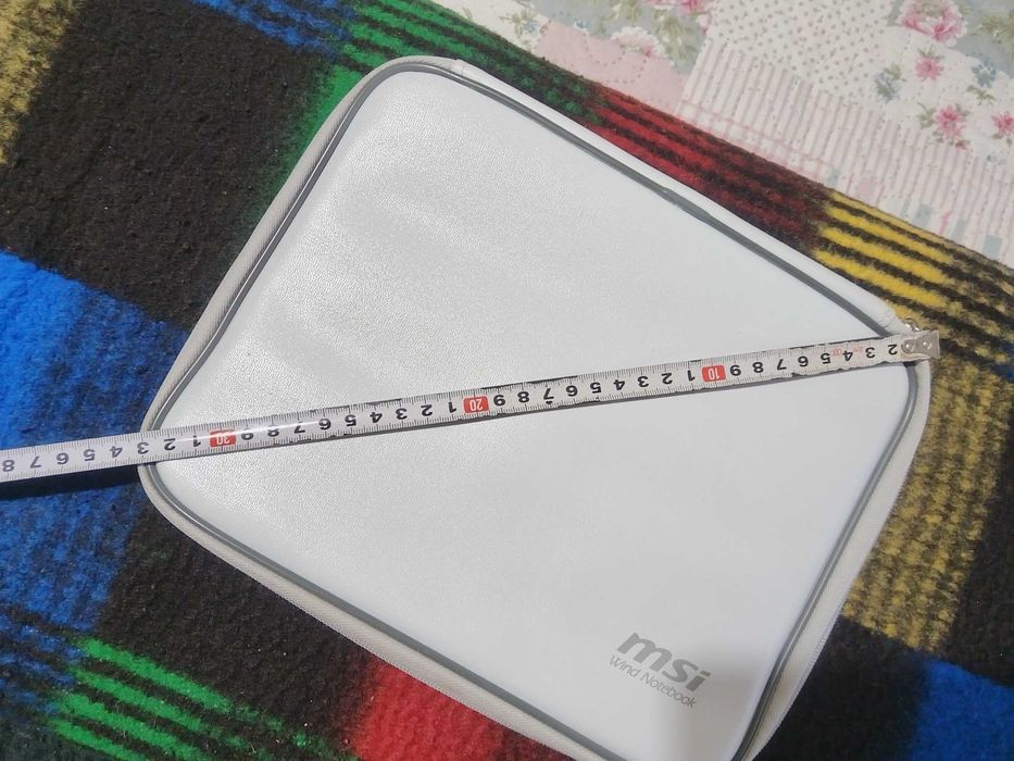 чанта (калъф) за ноутбук MSI