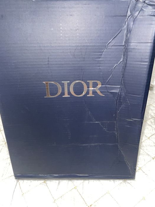 Продам christian dior b22