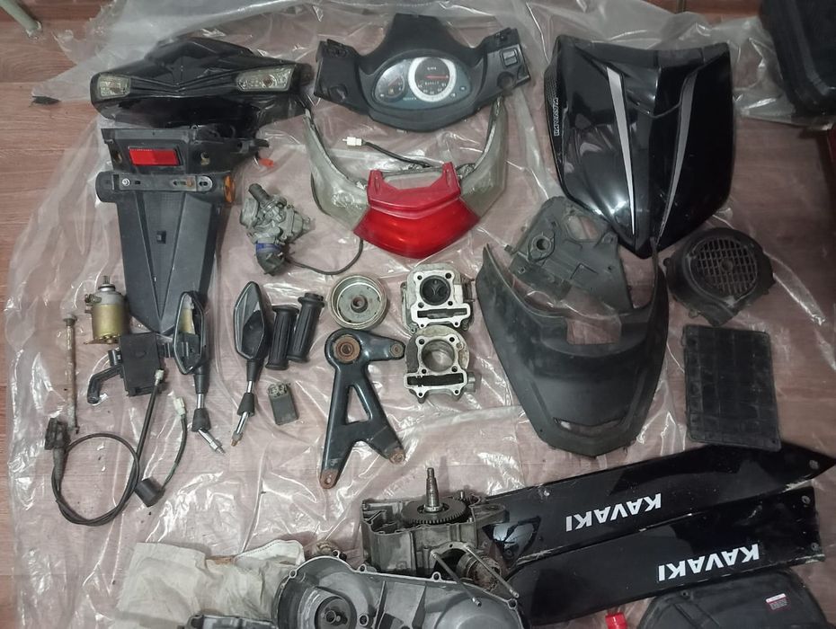 Мотозапчасти б/у