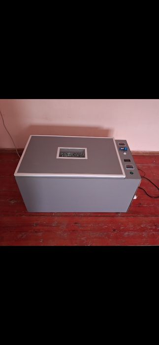 Инкубатор для птиц автомат