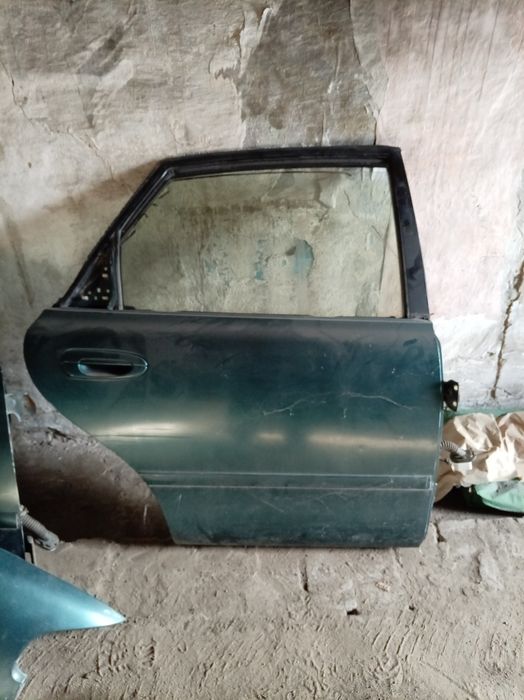 Запчасти на мазда Кронос