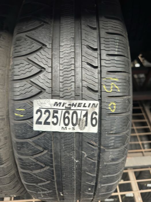 225/60/16 michelin M+S