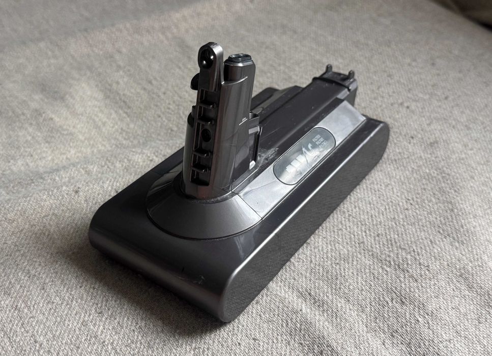 Baterie Originala Dyson V10 SV12 Click In 25.2V 2600mAh Testata