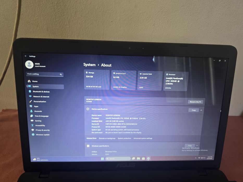 Asus F751M 17 цола Лаптоп