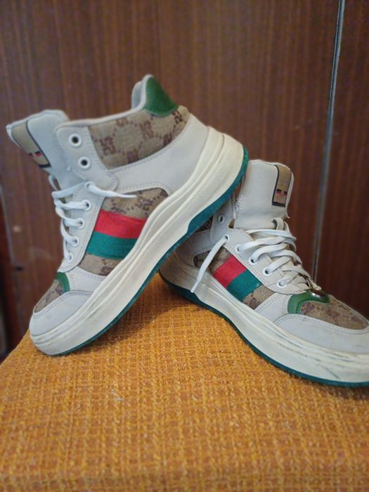 Женские кеды ,высокие ,модные .