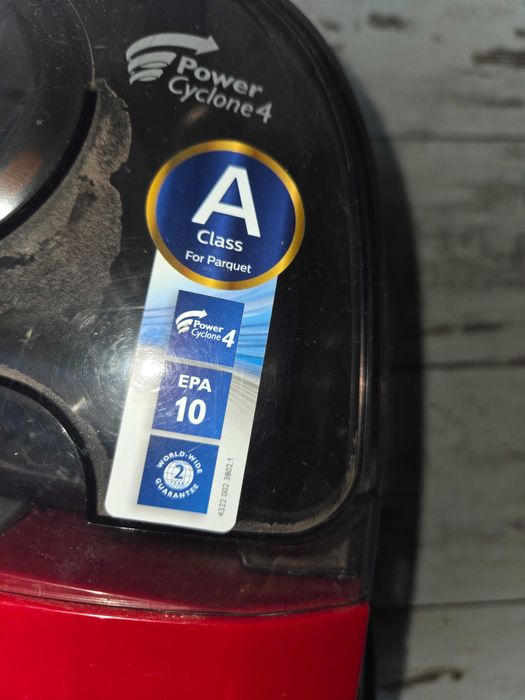 Прахосмукачка Philips Power Pro Compact 99лв