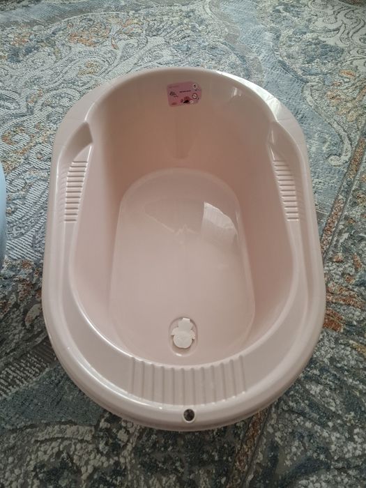 Детская ванна, тазик для купания
