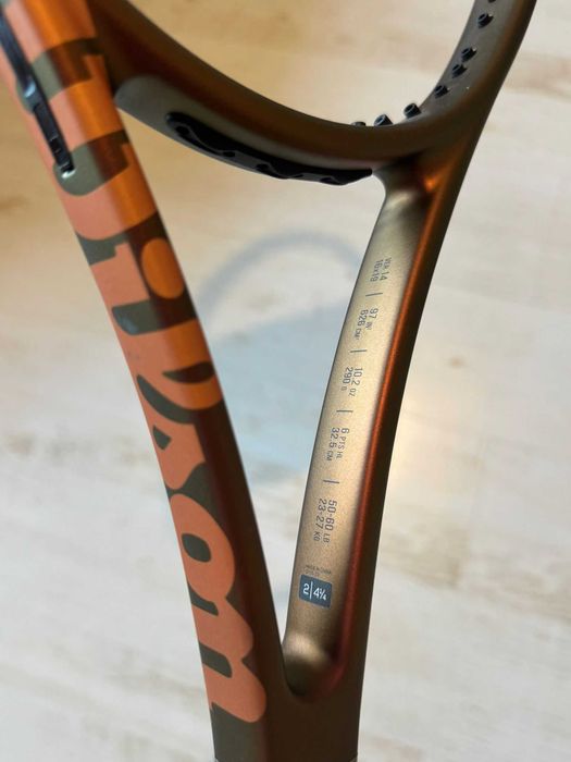 Rachete Tenis NOI Sigilate Wilson Pro Staff 97 V14, 97L, 97UL (L1-L4) (315g, 290g, 270g)