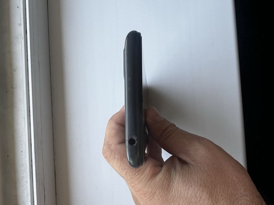 Телефон Redmi 10A 32Gb срочни сотилади