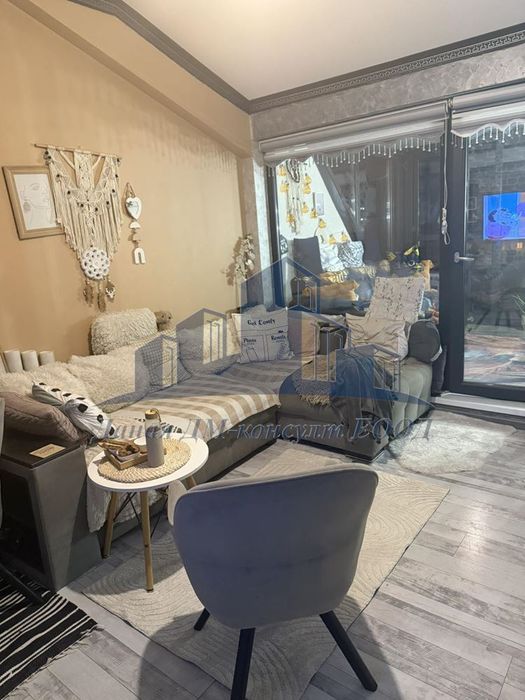 Продава се Тристаен апартамент в Шумен, Болницата - 120 кв.м за 1700 €/кв.м - Снимка #4