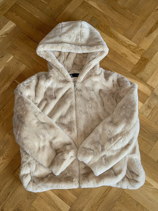 ZARA пухено яке с качулка