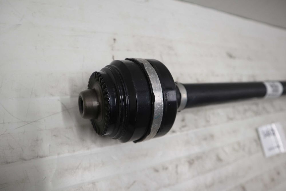 Задна дясна полуоска БМВ Г32 Г11 Г12 3.0 Бензин BMW G32 G11 G12