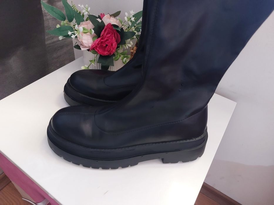 Зимни боти над коляно