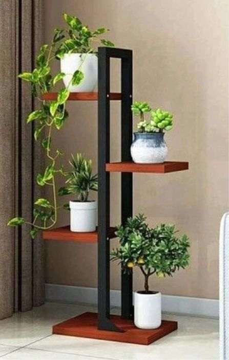 Стойка за пералня/сушилна. Стойки за цветя. Помощни маси.