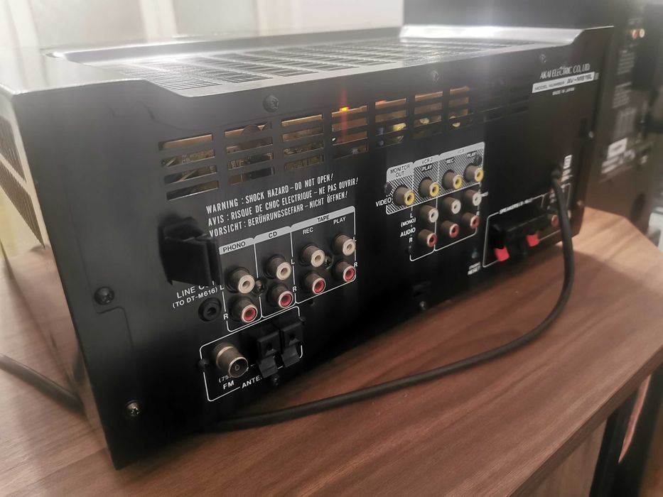 Amplificator Akai AV-M616L - defect