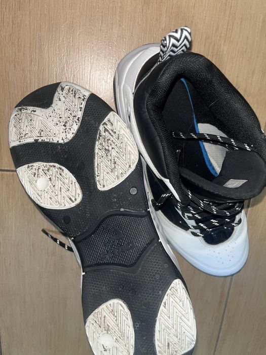 vand adidasi Shaquille O'Neal
