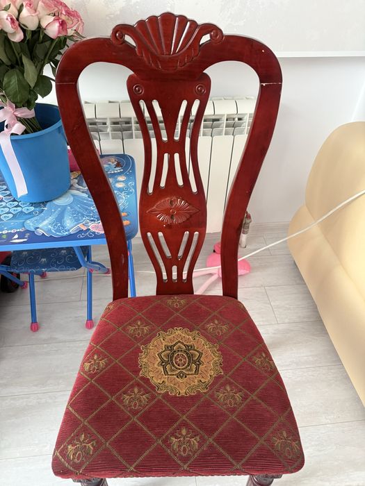 Продам стол со стульями