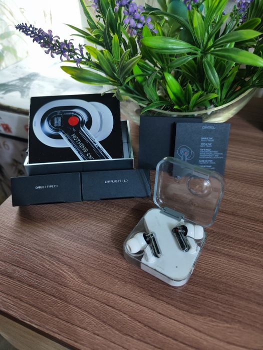 Nothing Ear (1), читайте описание