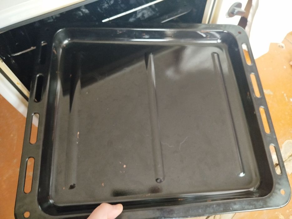 Elektr duxovka pech holati yaxshi zor ishlidi hamma narsasi joyida