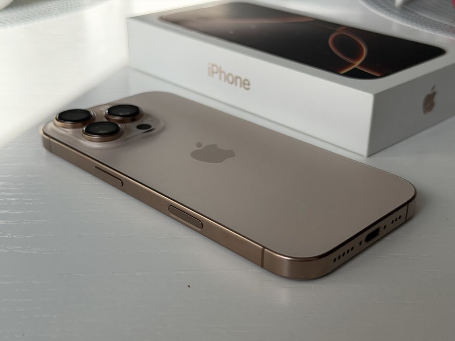 Продам iPhone 16 Pro 256 Gb