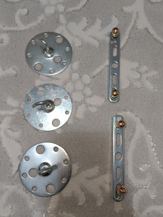 Срочно продам новый оригинал запчасти от люстры