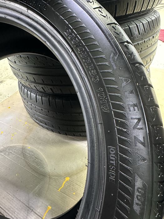 Шины 255/45R20 (2ши)