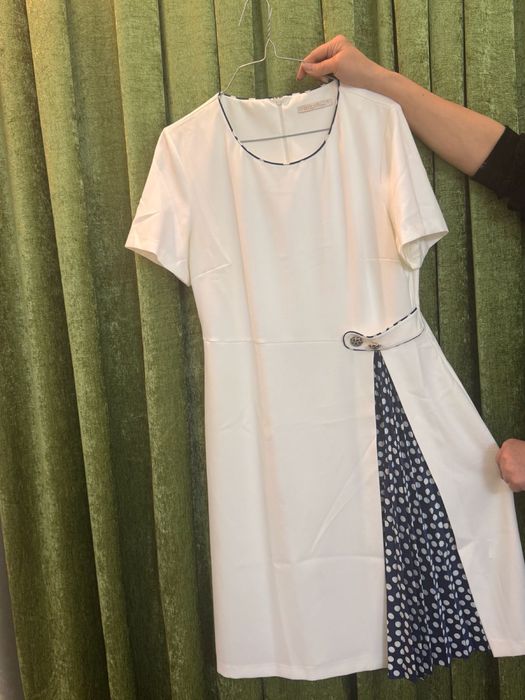 Продается платье и в мир и пир