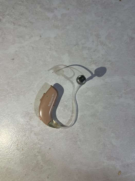 Слуховой аппарат от компания microtech. Б/у в хорошем состоянии