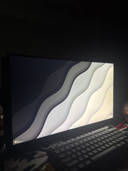 Продаю монитор.