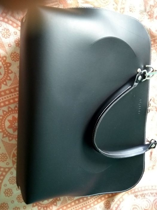 Продается сумка.