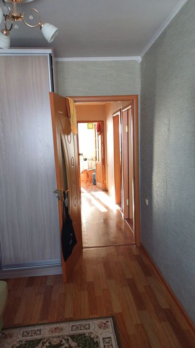 Караганда 23мкр дом 36, квартира очень тёплый солнечный старана,.