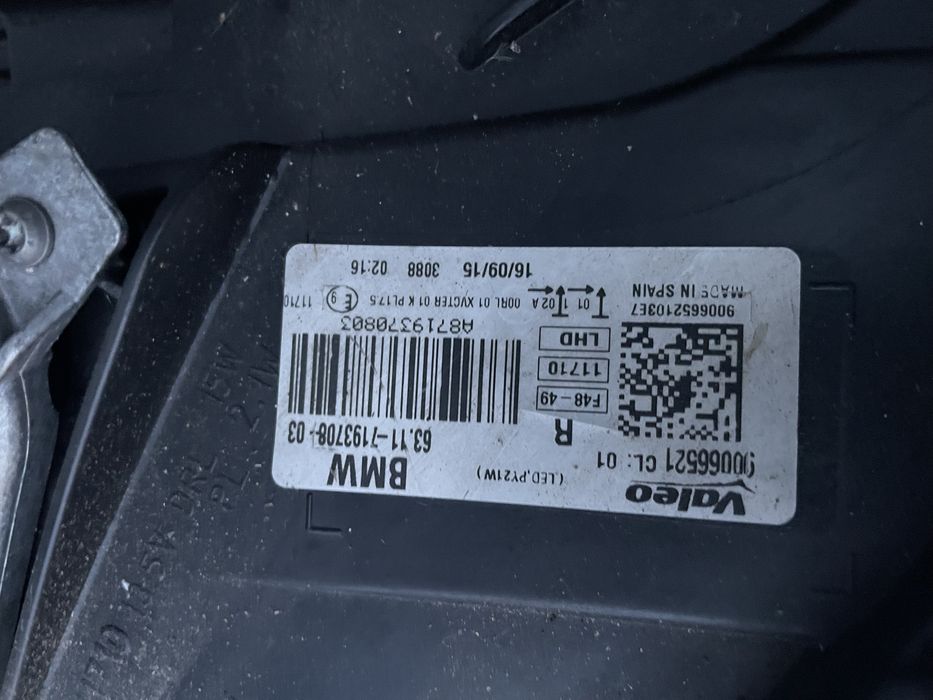 Десен фар БМВ Х1, Ф48 (far bmw x1, f48)