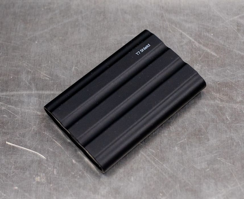 SSD диск Samsung T7 Shield 2TB