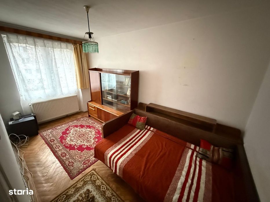 Str. I. L. Caragiale – Ap. 3 camere, et. III din IV