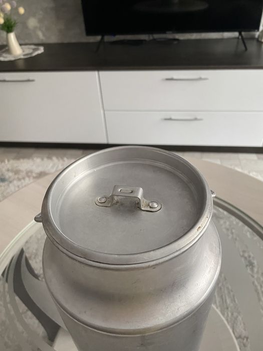 Продам бидон алюминиевый