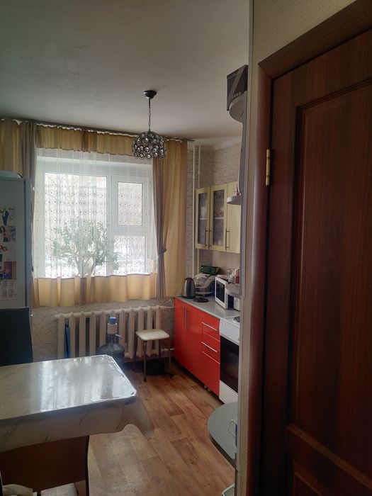 Продам трёхкомнатную квартиру